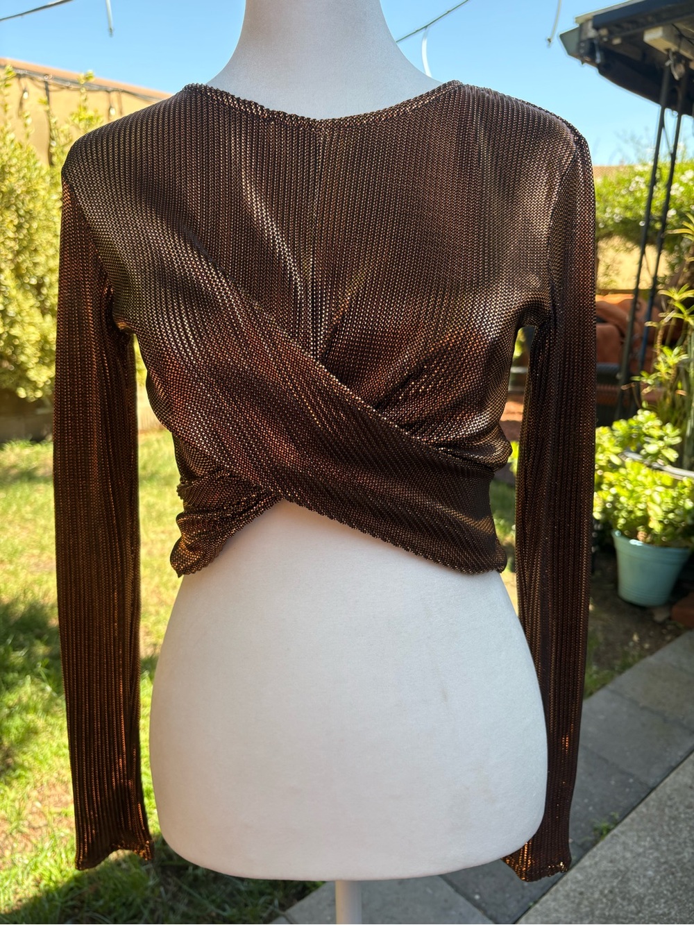 Topshop NWT Bronze Metallic Twist Front Long Sleeve Crop Top US 4
